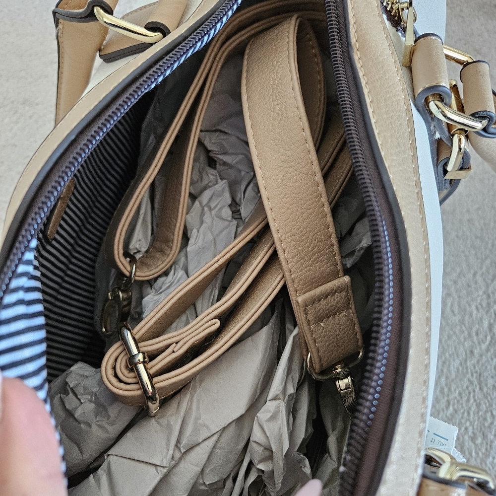 Spring Purse - Picture 3 of 6